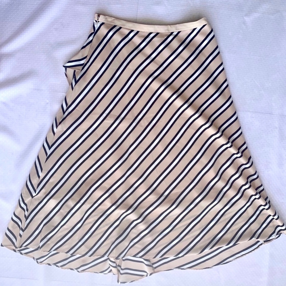 Nwt Calvin Klein Ruffle Front Latte & Black Skirt - image 7